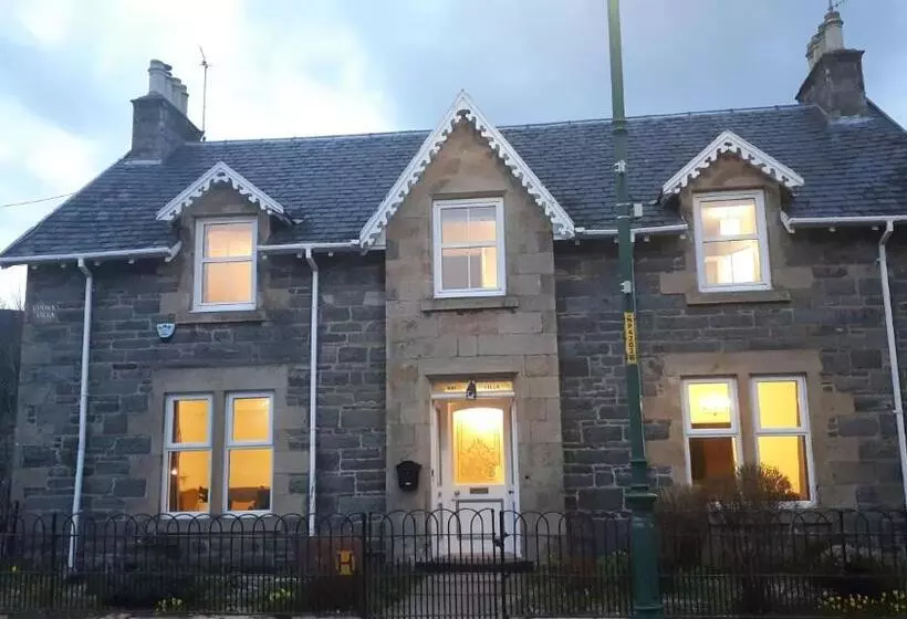 Majatalo Gynack Villa