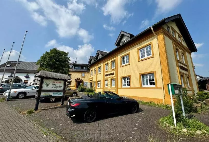 Retkeilymaja Moji 3 Landhaus Köln