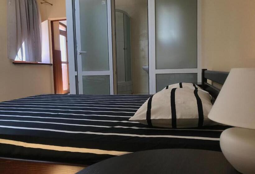 旅馆 Veranda Guest House