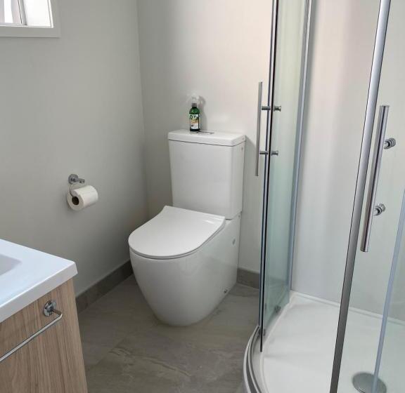 민박 Athenree Beach House