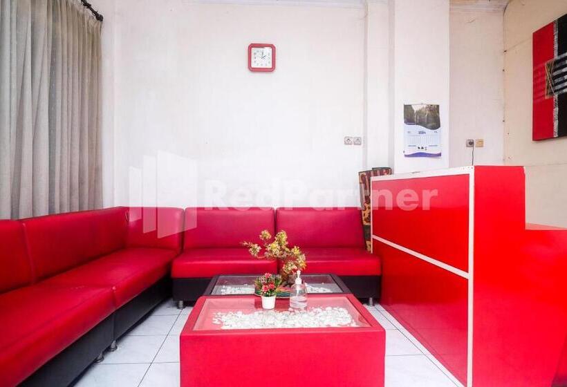 هتل Griya Jasmine Syariah Seturan Redpartner