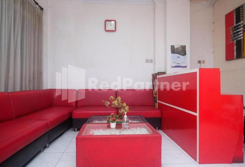 هتل Griya Jasmine Syariah Seturan Redpartner