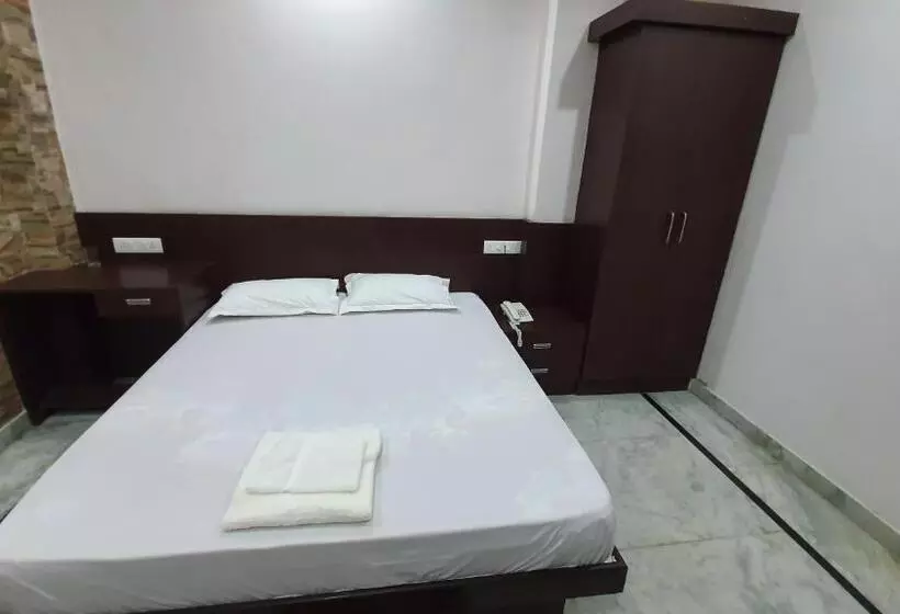 ホテル River View