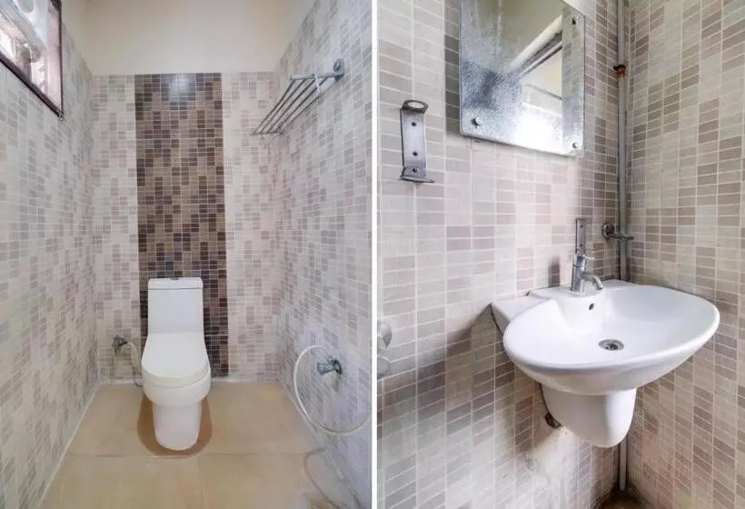 ホテル Super Townhouse Gajuwaka Near Cmr Mall