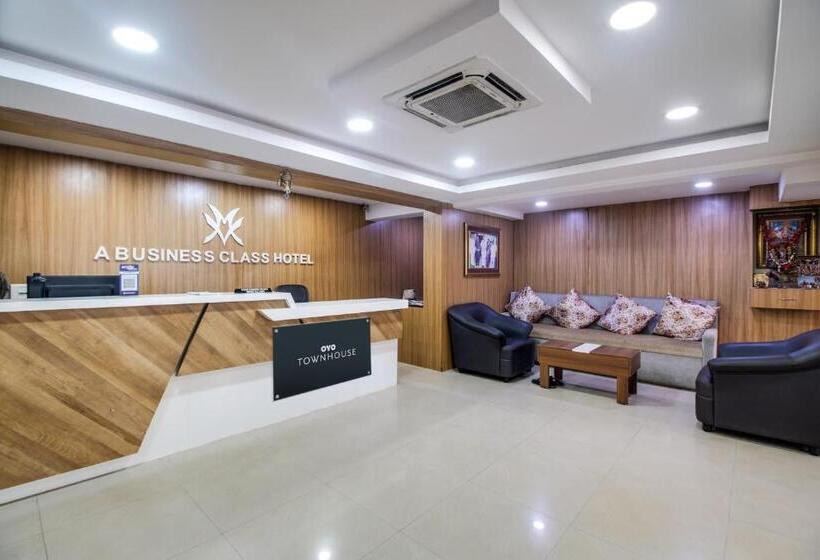 هتل Super Townhouse Gajuwaka Near Cmr Mall