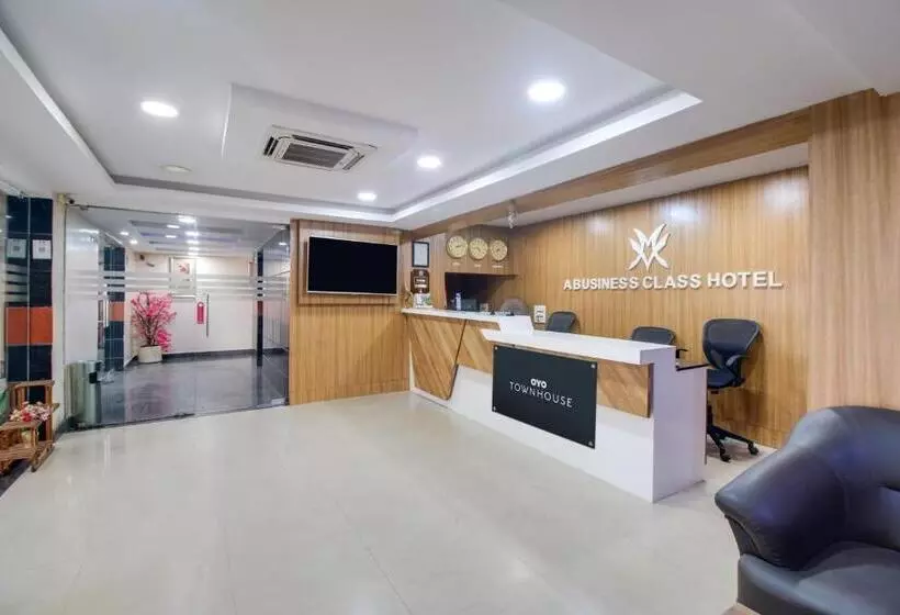 ホテル Super Townhouse Gajuwaka Near Cmr Mall
