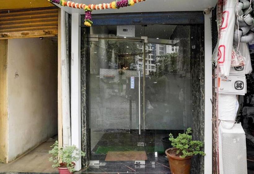 Oyo Hotel Powai Inn