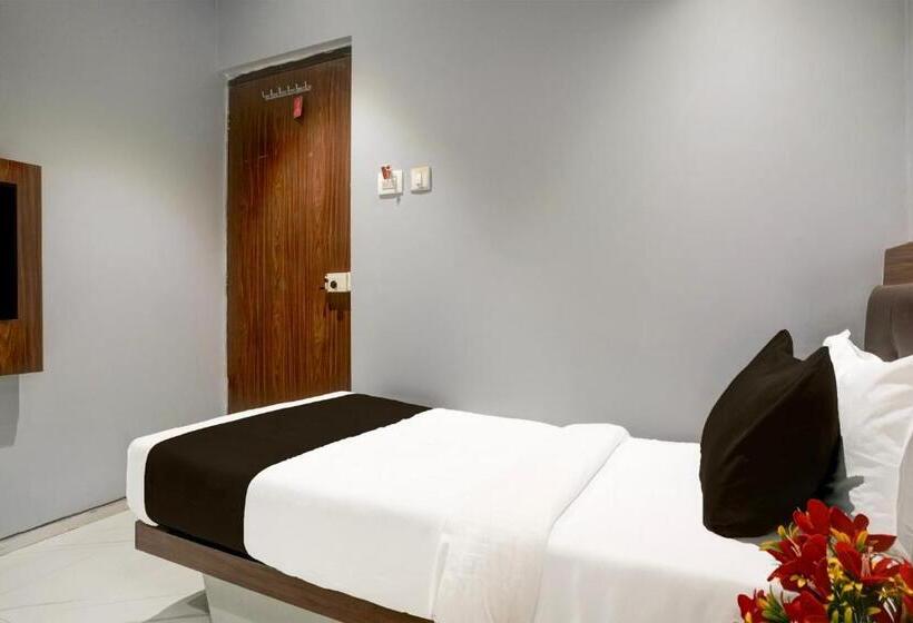 Oyo Hotel Powai Inn