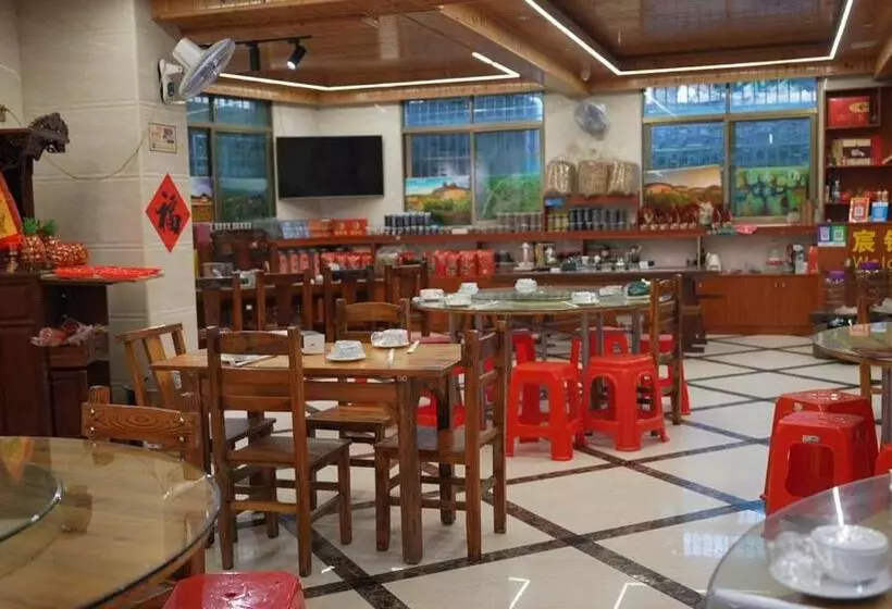 Majatalo Chenkun Guesthouse