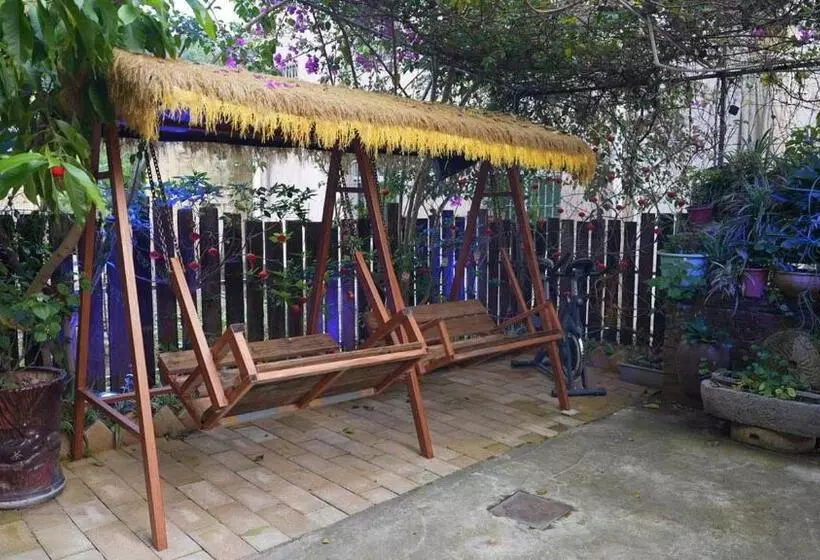 Majatalo Chenkun Guesthouse