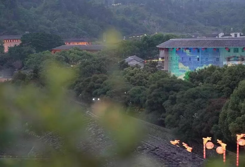 Majatalo Chenkun Guesthouse