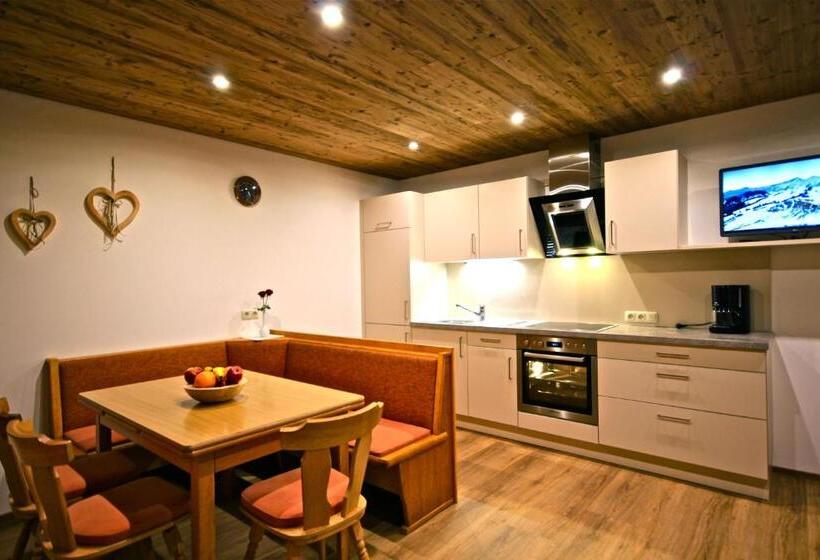 پانسیون Haus Roswitha