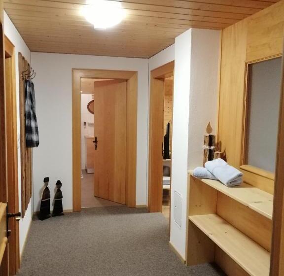 پانسیون Haus Roswitha