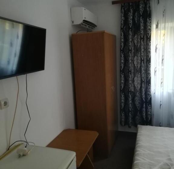 پانسیون Vila Calil