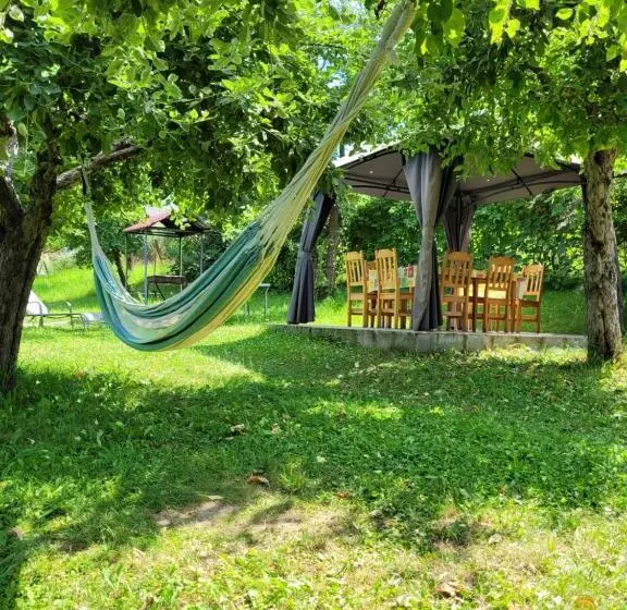 Pensiunea Casa Madalina