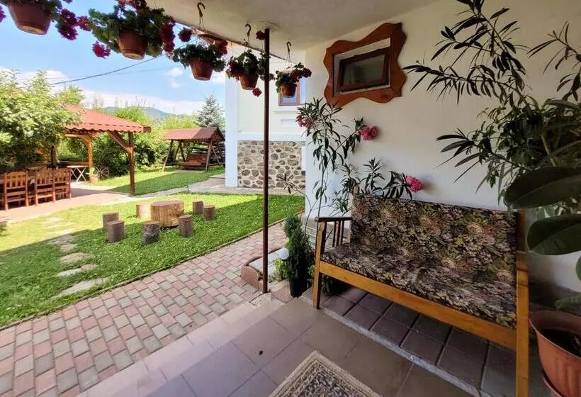 Pensiunea Casa Madalina