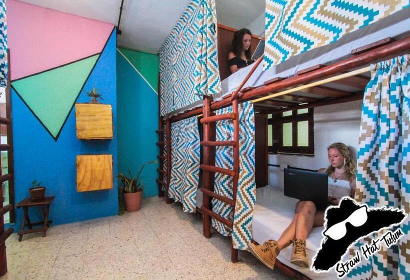 Straw Hat Hostel & Rooftop Bar