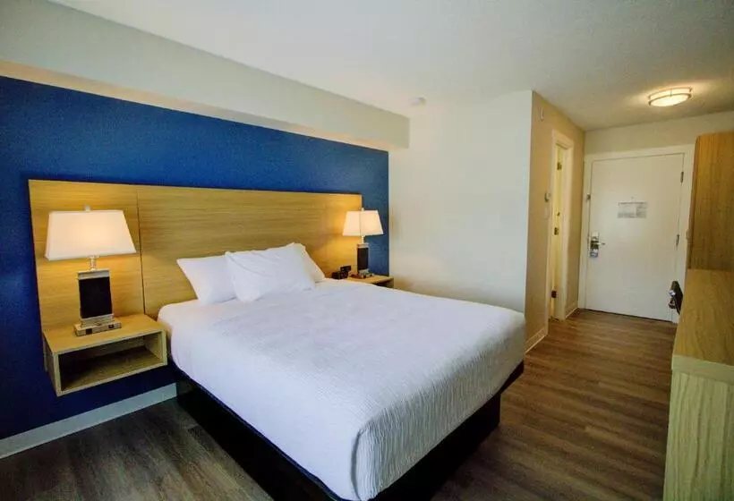 Hotelli Baymont By Wyndham Gold River