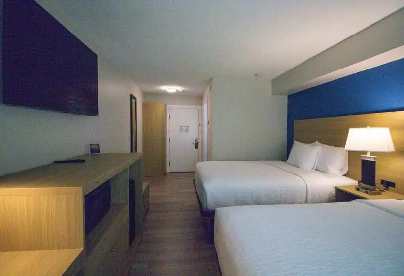 Hotelli Baymont By Wyndham Gold River