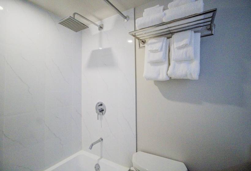 호텔 Baymont By Wyndham Gold River