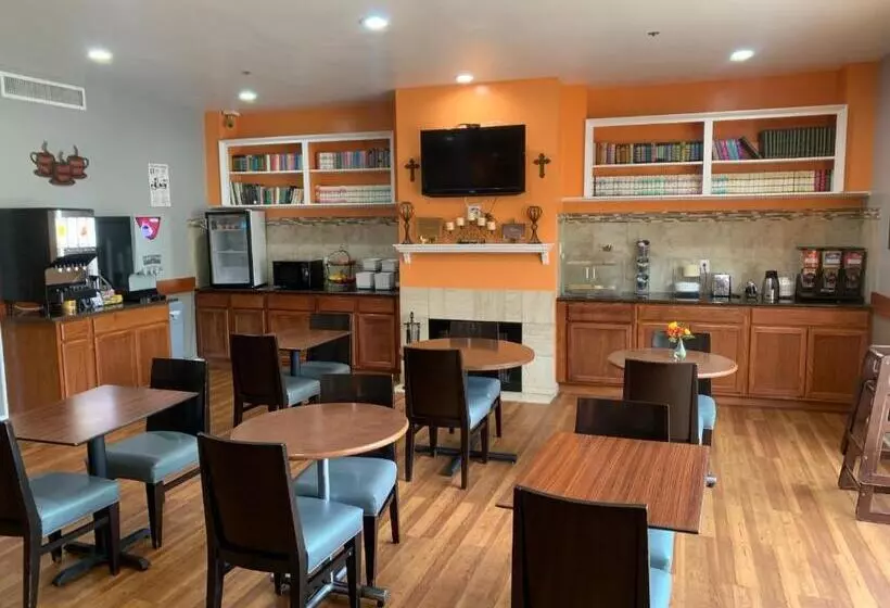 モーテル Guest House Inn Medical District Near Texas Tech Univ