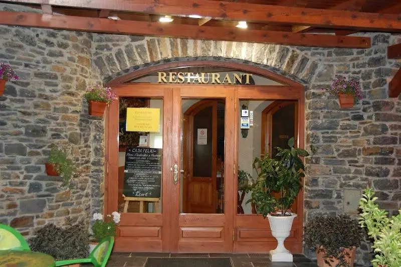 ペンション Casa Feliu