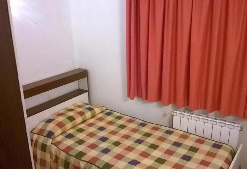 پانسیون Casa Feliu