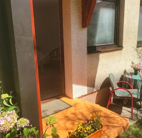 پانسیون Guest House Isidora