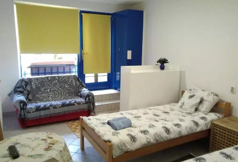 پانسیون Guest House Isidora
