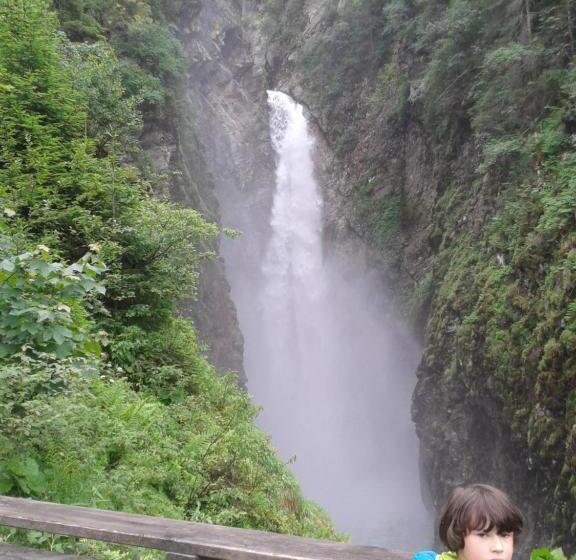 ペンション Haus Scharler, Talstation