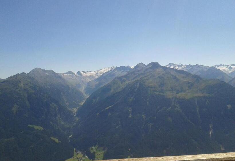 ペンション Haus Scharler, Talstation