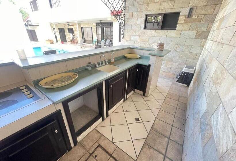 پانسیون Barmel Boutique