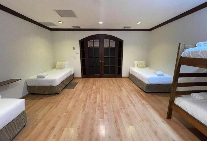 پانسیون Barmel Boutique