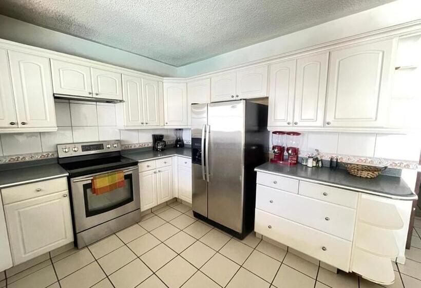 پانسیون Barmel Boutique