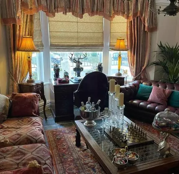 Aamiaismajoitus (B&B) Olivia House