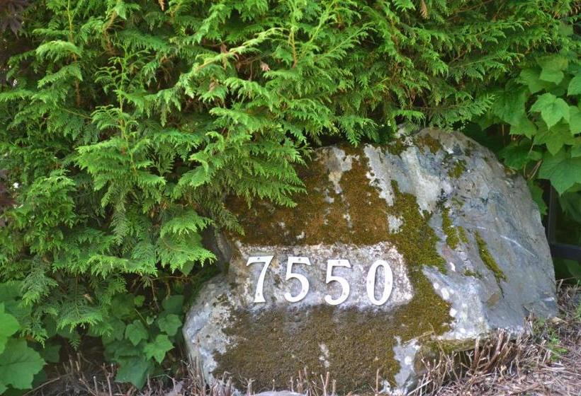 Bed and Breakfast The Rockwell Harrison Guest Lodge