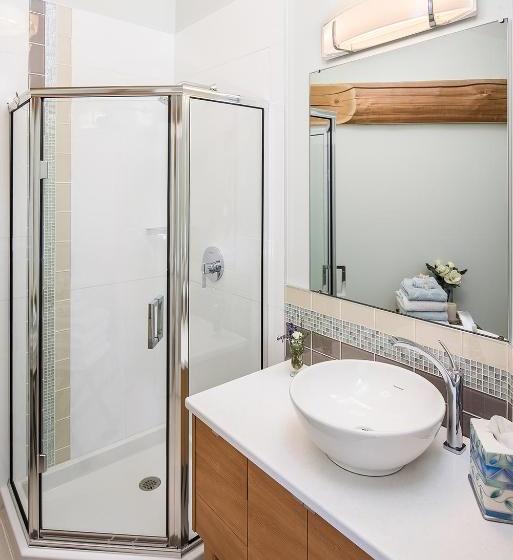 Bed and Breakfast The Rockwell Harrison Guest Lodge