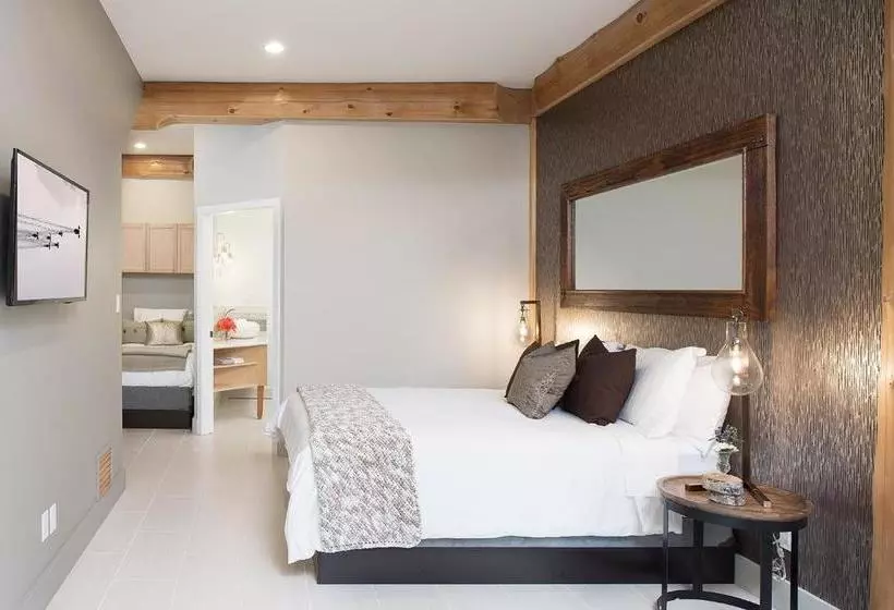 ベッドアンドブレックファースト The Rockwell Harrison Guest Lodge