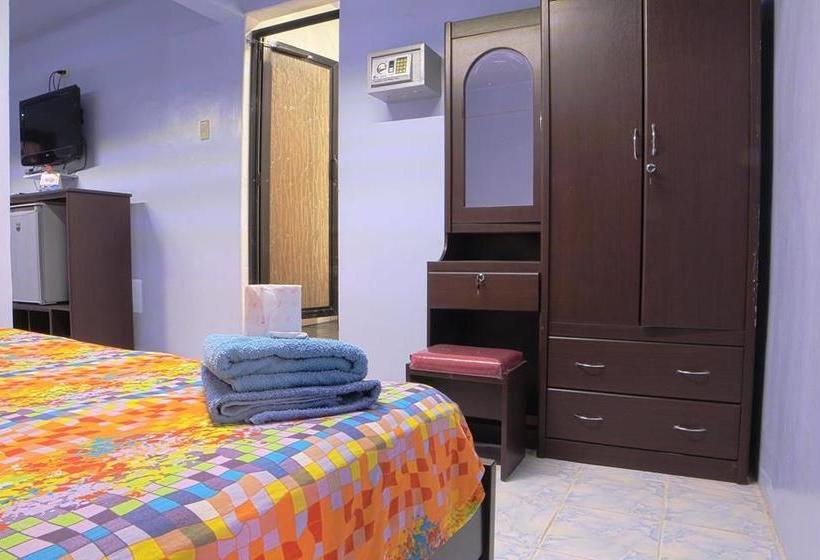 Gum Leaves Hotel And Restaurant