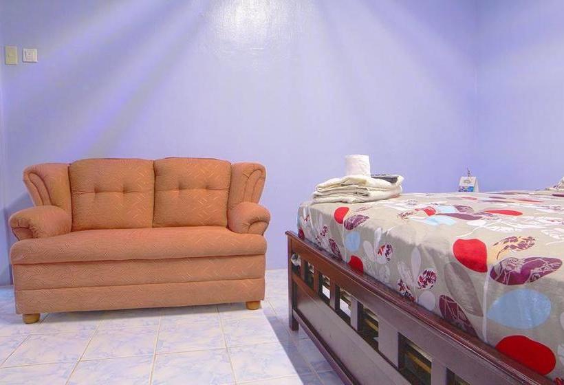 Gum Leaves Hotel And Restaurant