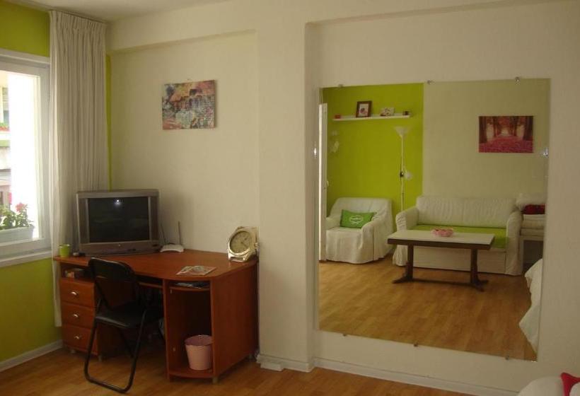 فندق صغير Guest Rooms Colours