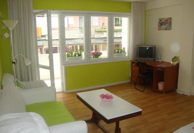 فندق صغير Guest Rooms Colours