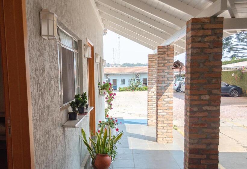 ホテル Central Palace