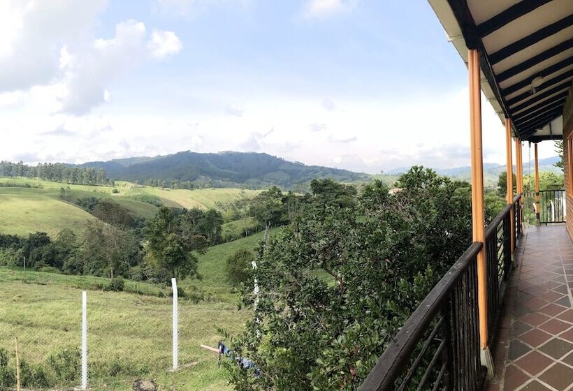 هتل La Fragata Src