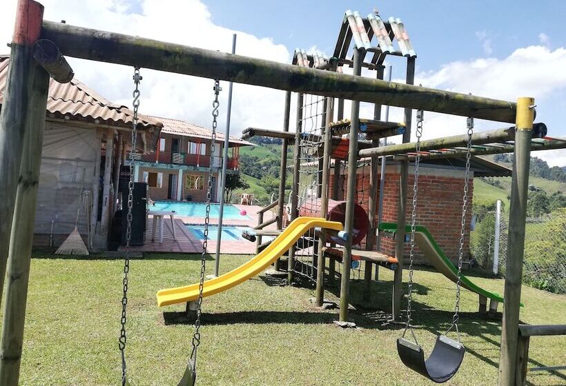 هتل La Fragata Src