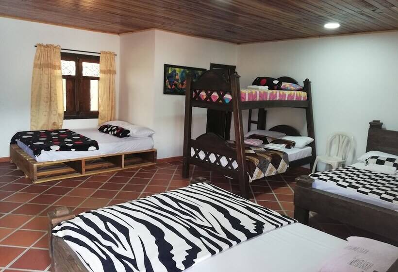 هتل La Fragata Src