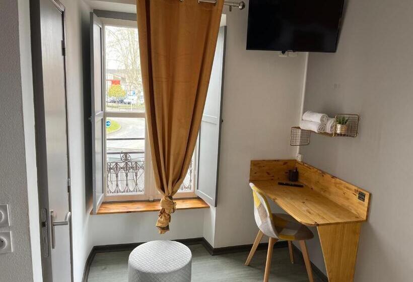 Отель Le Central Hôtel Bar