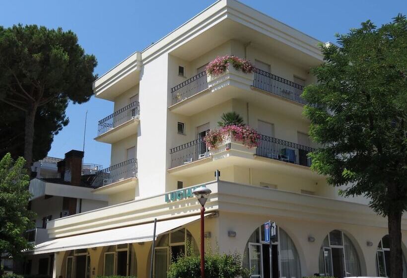 فندق Luciana