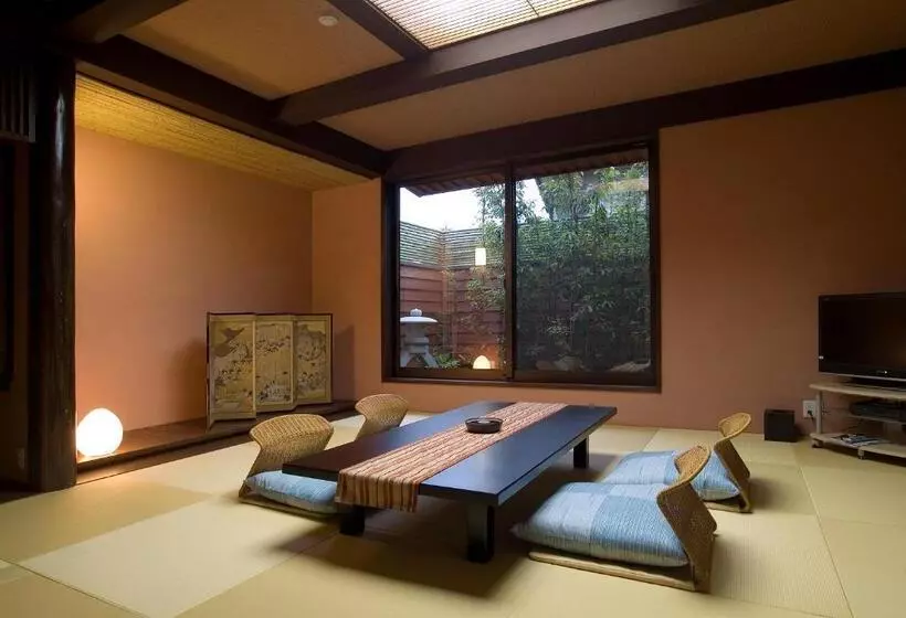 旅館 Hakuwaso