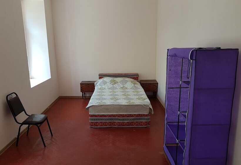 Tbilisi Yard Hostel